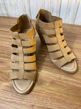 Dr. Scholl's Tan Suede Strappy Block Heel Sandals